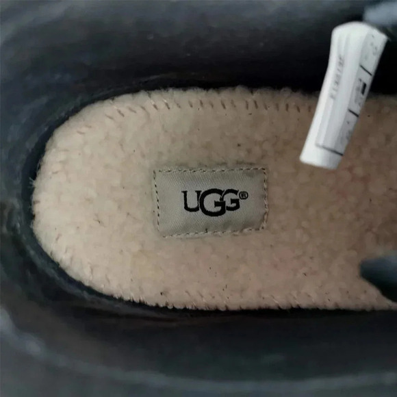 Genuuine Ugg Men  Boot Shoes Size 13 Charcoal Black Suede Leather Lace New Label - Picture 6 of 7